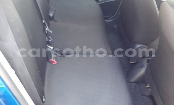 Acheter Occasion Voiture Toyota Yaris Bleu à Maseru, Maseru Acheter Occasion Voiture Toyota Yaris Bleu à Maseru, Maseru