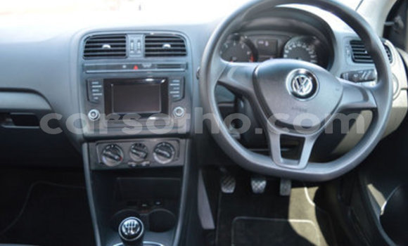 Sayi Na hannu Volkswagen Polo Silver Mota in Maseru a Maseru Sayi Na hannu Volkswagen Polo Silver Mota in Maseru a Maseru