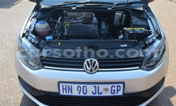 Sayi Na hannu Volkswagen Polo Silver Mota in Maseru a Maseru Sayi Na hannu Volkswagen Polo Silver Mota in Maseru a Maseru