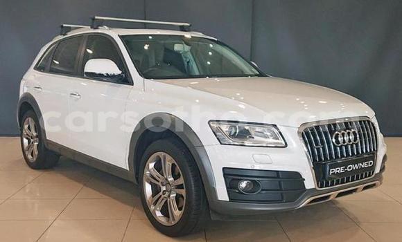 Sayi Na hannu Audi Q5 White Mota in Maputsoa a Leribe Sayi Na hannu Audi Q5 White Mota in Maputsoa a Leribe