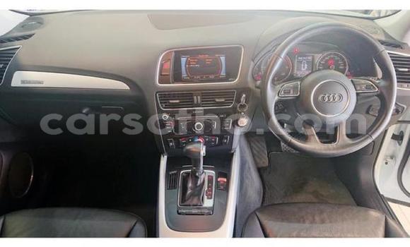 Sayi Na hannu Audi Q5 White Mota in Maputsoa a Leribe Sayi Na hannu Audi Q5 White Mota in Maputsoa a Leribe