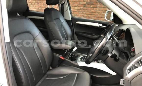 Acheter Occasion Voiture Audi Q5 Blanc à Maputsoa, Leribe Acheter Occasion Voiture Audi Q5 Blanc à Maputsoa, Leribe