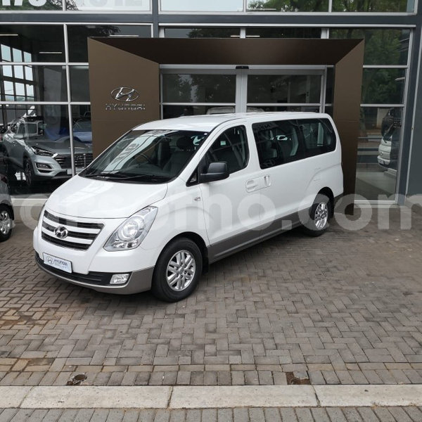 Big with watermark hyundai h1 leribe maputsoa 12033