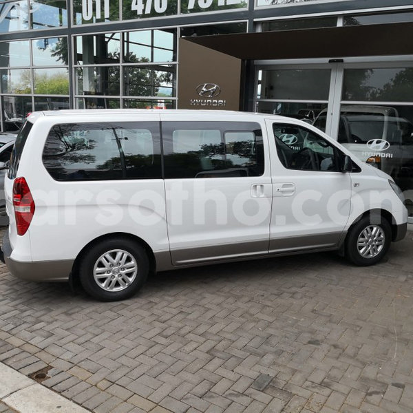 Big with watermark hyundai h1 leribe maputsoa 12033