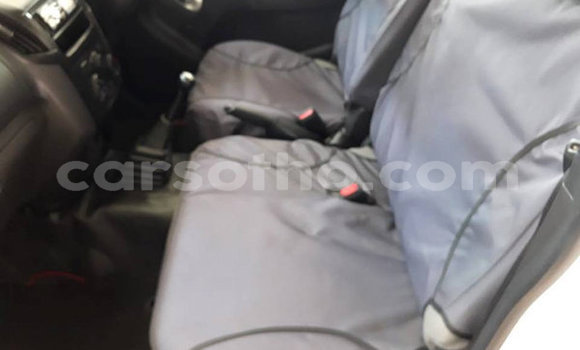 Acheter Occasion Voiture Isuzu KB Blanc à Maputsoa, Leribe Acheter Occasion Voiture Isuzu KB Blanc à Maputsoa, Leribe