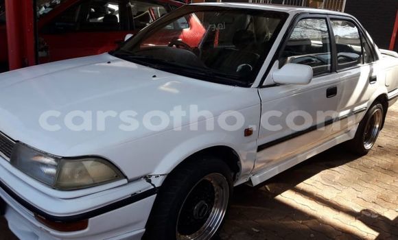 Sayi Na hannu Toyota Corolla White Mota in Maputsoe a Leribe Sayi Na hannu Toyota Corolla White Mota in Maputsoe a Leribe