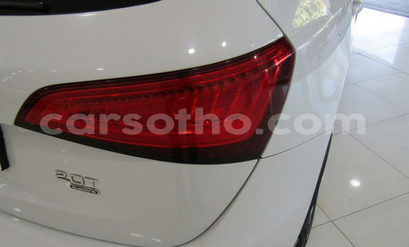 Sayi Na hannu Audi Q5 White Mota in Maseru a Maseru Sayi Na hannu Audi Q5 White Mota in Maseru a Maseru