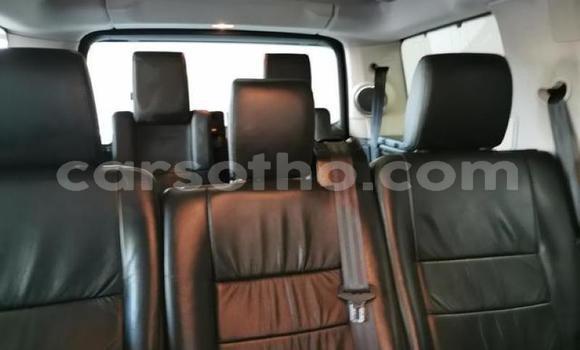 Sayi Na hannu Land Rover Discovery Sport White Mota in Maseru a Maseru Sayi Na hannu Land Rover Discovery Sport White Mota in Maseru a Maseru