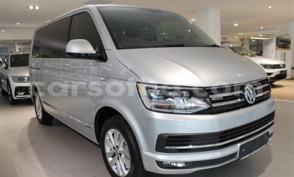 اشتري مستعمل Volkswagen Caravelle Silver سيارة في Maseru في Maseru اشتري مستعمل Volkswagen Caravelle Silver سيارة في Maseru في Maseru