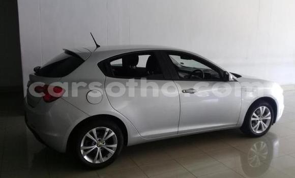 اشتري مستعمل Alfa Romeo Giulietta Silver سيارة في Mafeteng في Mafeteng اشتري مستعمل Alfa Romeo Giulietta Silver سيارة في Mafeteng في Mafeteng