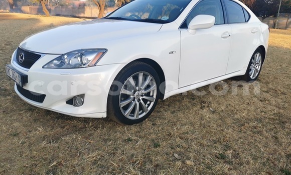 Acheter Occasion Voiture Lexus IS Blanc à Maputsoa, Leribe Acheter Occasion Voiture Lexus IS Blanc à Maputsoa, Leribe