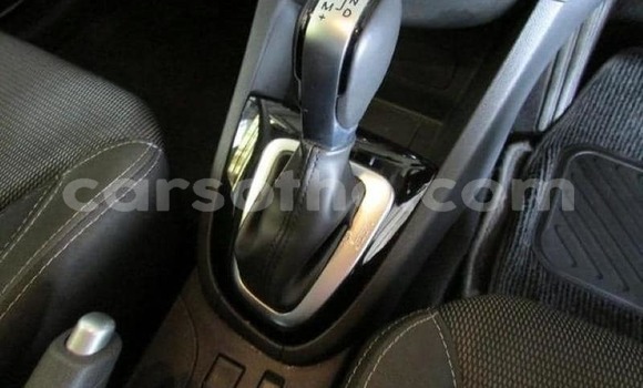 Buy Used Renault Clio White Car in Maseru in Maseru Buy Used Renault Clio White Car in Maseru in Maseru