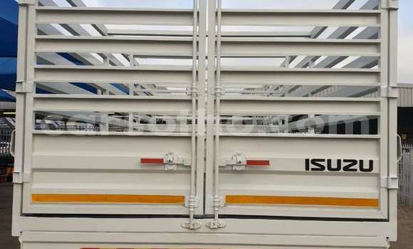 Buy Used Isuzu FTR 850 White Truck in Maseru in Maseru Buy Used Isuzu FTR 850 White Truck in Maseru in Maseru