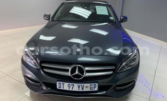Acheter Occasion Voiture Mercedes-Benz C–Class Bleu à Maseru, Maseru Acheter Occasion Voiture Mercedes-Benz C–Class Bleu à Maseru, Maseru