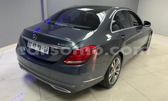 Acheter Occasion Voiture Mercedes-Benz C–Class Bleu à Maseru, Maseru Acheter Occasion Voiture Mercedes-Benz C–Class Bleu à Maseru, Maseru