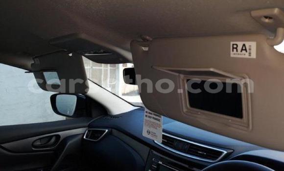 Acheter Occasion Voiture Nissan Qashqai Blanc à Maputsoa, Leribe Acheter Occasion Voiture Nissan Qashqai Blanc à Maputsoa, Leribe