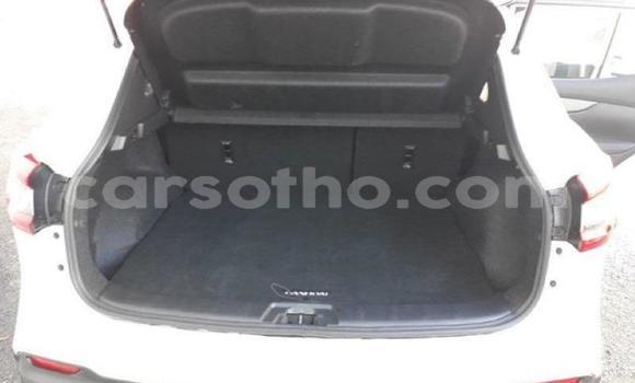 Acheter Occasion Voiture Nissan Qashqai Blanc à Maputsoa, Leribe Acheter Occasion Voiture Nissan Qashqai Blanc à Maputsoa, Leribe