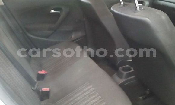 Acheter Occasion Voiture Volkswagen Polo Blanc à Maseru, Maseru Acheter Occasion Voiture Volkswagen Polo Blanc à Maseru, Maseru