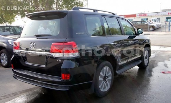 اشتري Imported Toyota Land Cruiser Black سيارة في Import - Dubai في Maseru اشتري Imported Toyota Land Cruiser Black سيارة في Import - Dubai في Maseru