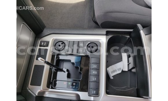 اشتري Imported Toyota Land Cruiser Black سيارة في Import - Dubai في Maseru اشتري Imported Toyota Land Cruiser Black سيارة في Import - Dubai في Maseru