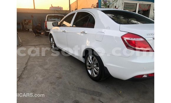 Sayi Imported Geely Emgrand 7 White Mota in Import - Dubai a Maseru Sayi Imported Geely Emgrand 7 White Mota in Import - Dubai a Maseru