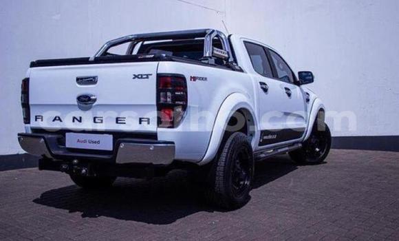 اشتري مستعمل Ford Ranger White سيارة في Maseru في Maseru اشتري مستعمل Ford Ranger White سيارة في Maseru في Maseru