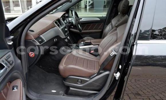 Acheter Occasion Voiture Mercedes-Benz ML–Class Noir à Hlotse, Leribe Acheter Occasion Voiture Mercedes-Benz ML–Class Noir à Hlotse, Leribe