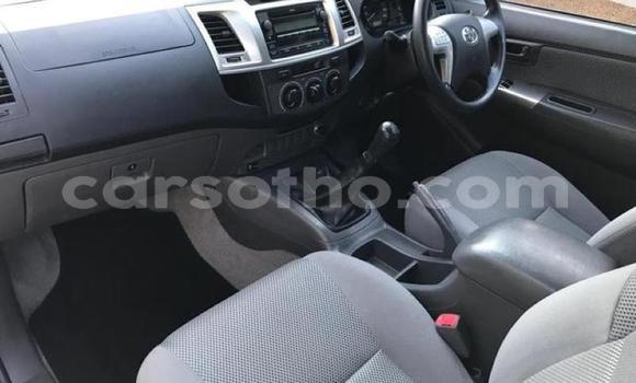 Acheter Occasion Voiture Toyota Hilux Blanc à Hlotse, Leribe Acheter Occasion Voiture Toyota Hilux Blanc à Hlotse, Leribe