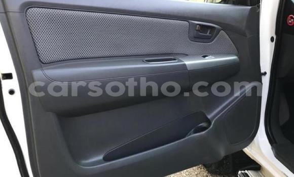 Acheter Occasion Voiture Toyota Hilux Blanc à Hlotse, Leribe Acheter Occasion Voiture Toyota Hilux Blanc à Hlotse, Leribe