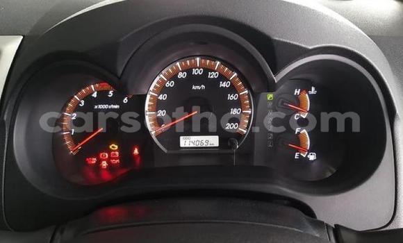 اشتري مستعمل Toyota Hilux White سيارة في Mohale's Hoek في Mohale's Hoek اشتري مستعمل Toyota Hilux White سيارة في Mohale's Hoek في Mohale's Hoek