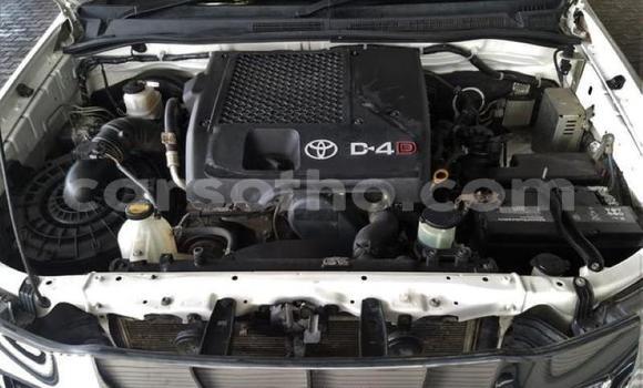 اشتري مستعمل Toyota Hilux White سيارة في Mohale's Hoek في Mohale's Hoek اشتري مستعمل Toyota Hilux White سيارة في Mohale's Hoek في Mohale's Hoek