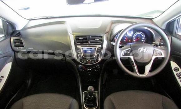 Sayi Na hannu Hyundai Accent White Mota in Maseru a Maseru Sayi Na hannu Hyundai Accent White Mota in Maseru a Maseru