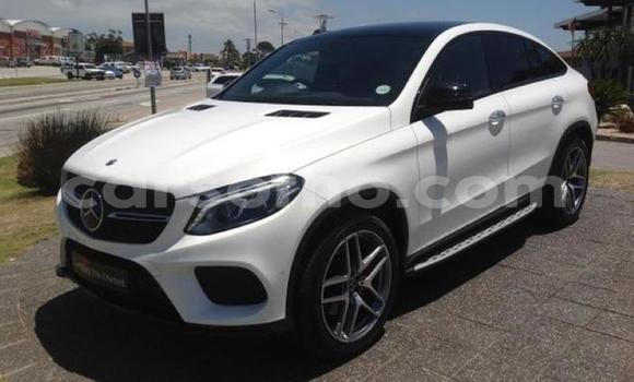 اشتري مستعمل Mercedes-Benz AMG GLE Coupe White سيارة في Mohale's Hoek في Mohale's Hoek اشتري مستعمل Mercedes-Benz AMG GLE Coupe White سيارة في Mohale's Hoek في Mohale's Hoek