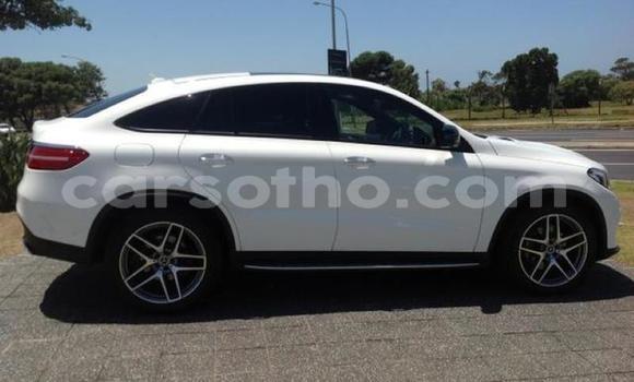 اشتري مستعمل Mercedes-Benz AMG GLE Coupe White سيارة في Mohale's Hoek في Mohale's Hoek اشتري مستعمل Mercedes-Benz AMG GLE Coupe White سيارة في Mohale's Hoek في Mohale's Hoek