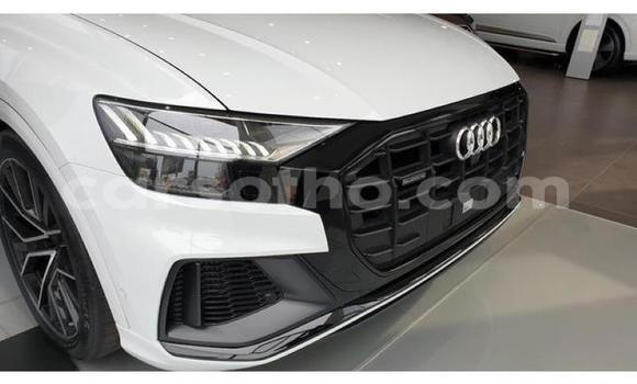 اشتري مستعمل Audi Q8 White سيارة في Maputsoe في Leribe اشتري مستعمل Audi Q8 White سيارة في Maputsoe في Leribe