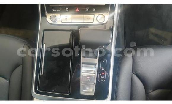اشتري مستعمل Audi Q8 White سيارة في Maputsoe في Leribe اشتري مستعمل Audi Q8 White سيارة في Maputsoe في Leribe