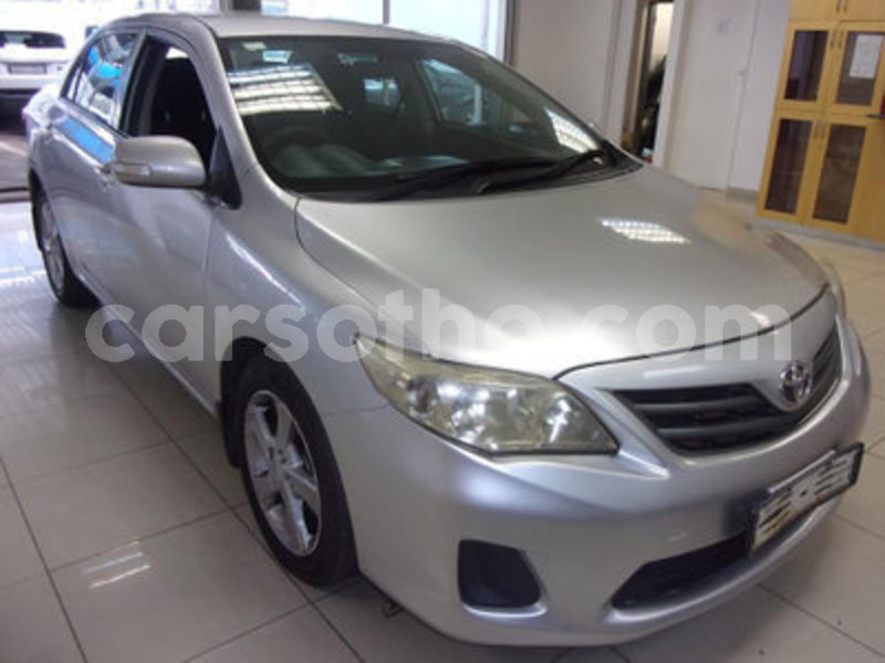 Big with watermark toyota corolla 2016