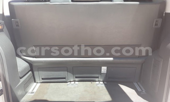 Acheter Occasion Voiture Volkswagen Caravelle Blanc à Maseru, Maseru Acheter Occasion Voiture Volkswagen Caravelle Blanc à Maseru, Maseru