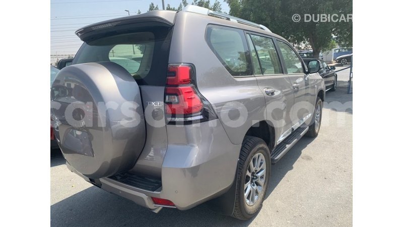 Big with watermark toyota prado maseru import dubai 12204