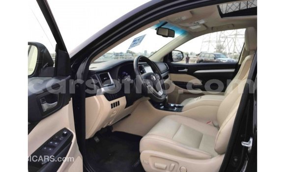 Buy Import Toyota Highlander Black Car in Import - Dubai in Maseru Buy Import Toyota Highlander Black Car in Import - Dubai in Maseru