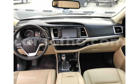 Buy Import Toyota Highlander Black Car in Import - Dubai in Maseru Buy Import Toyota Highlander Black Car in Import - Dubai in Maseru