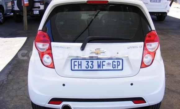 Sayi Na hannu Chevrolet Spark White Mota in Maseru a Maseru Sayi Na hannu Chevrolet Spark White Mota in Maseru a Maseru
