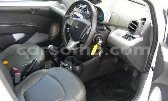 Sayi Na hannu Chevrolet Spark White Mota in Maseru a Maseru Sayi Na hannu Chevrolet Spark White Mota in Maseru a Maseru