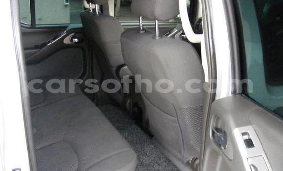 Sayi Na hannu Nissan Navara Silver Mota in Maseru a Maseru Sayi Na hannu Nissan Navara Silver Mota in Maseru a Maseru