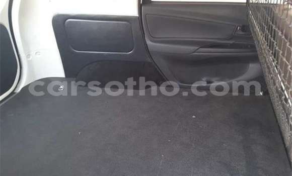 Sayi Na hannu Toyota Avanza White Mota in Maseru a Maseru Sayi Na hannu Toyota Avanza White Mota in Maseru a Maseru