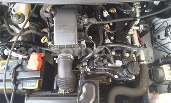 Sayi Na hannu Toyota Avanza White Mota in Maseru a Maseru Sayi Na hannu Toyota Avanza White Mota in Maseru a Maseru