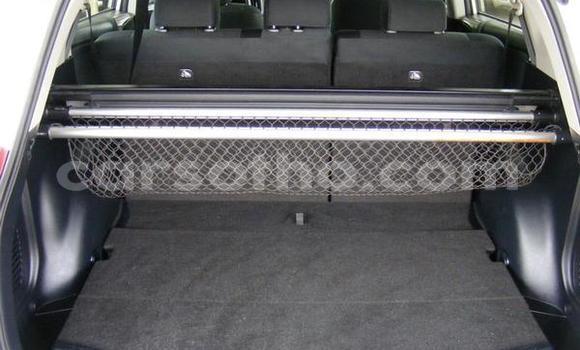 Acheter Occasion Voiture Toyota RAV4 Blanc à Maseru, Maseru Acheter Occasion Voiture Toyota RAV4 Blanc à Maseru, Maseru