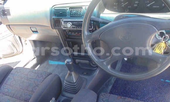 Buy Used Toyota Corolla White Car in Maputsoa in Leribe Buy Used Toyota Corolla White Car in Maputsoa in Leribe