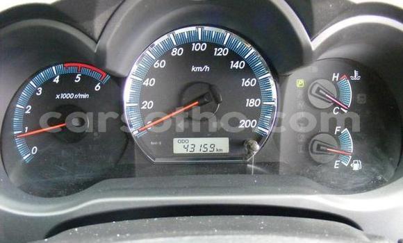 Sayi Na hannu Toyota Fortuner Beige Mota in Maseru a Maseru Sayi Na hannu Toyota Fortuner Beige Mota in Maseru a Maseru