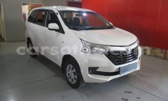 Acheter Occasion Voiture Toyota Avanza Blanc à Roma, Maseru Acheter Occasion Voiture Toyota Avanza Blanc à Roma, Maseru